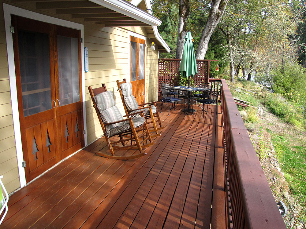 Rogue River cabin deck