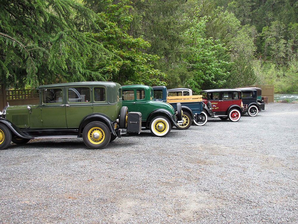 Rogue River classic cars